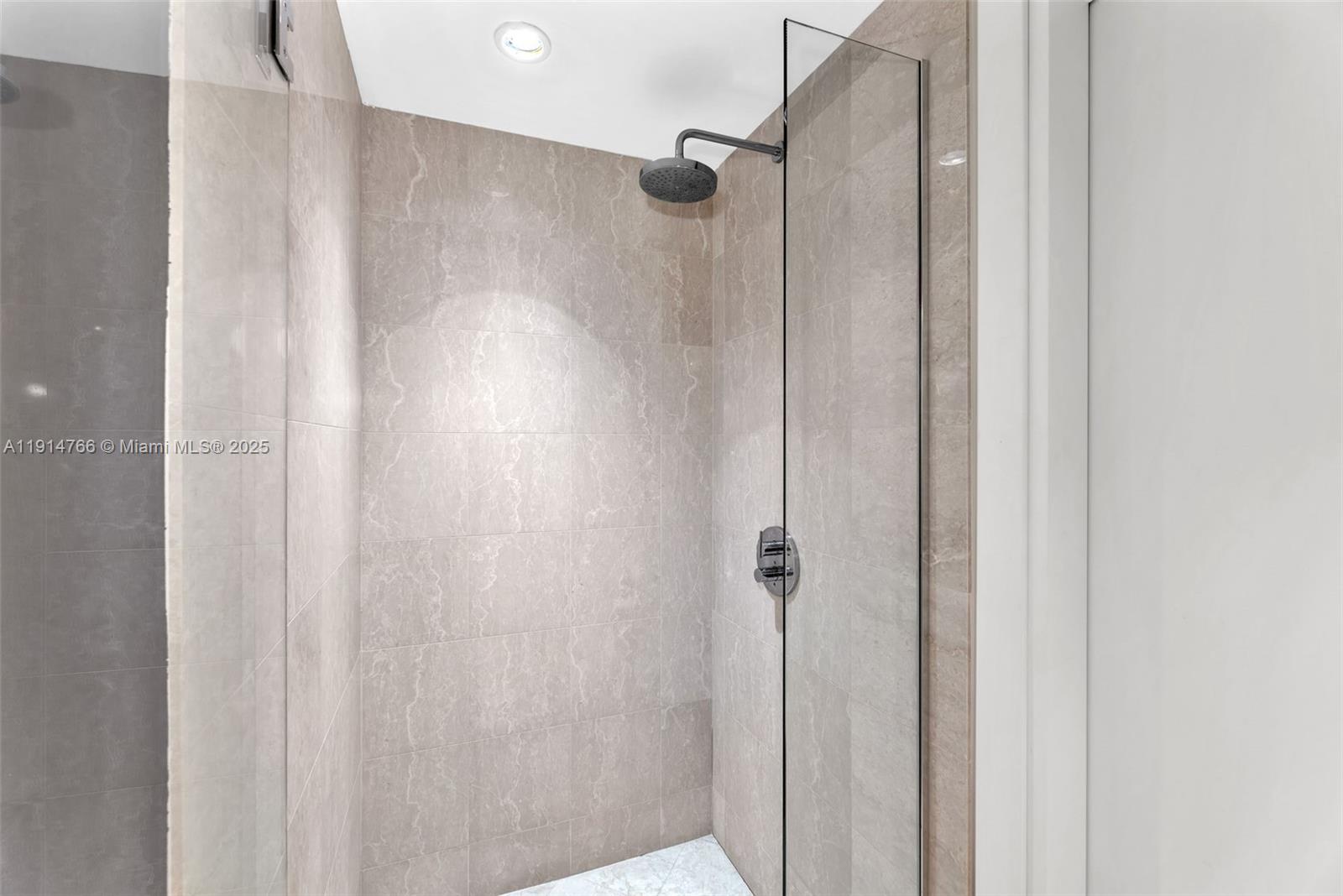 image Epic West Condo16