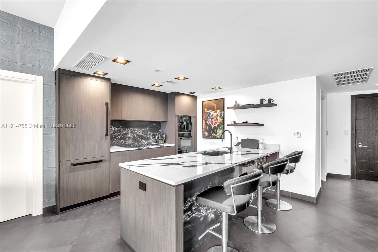 image Epic West Condo6