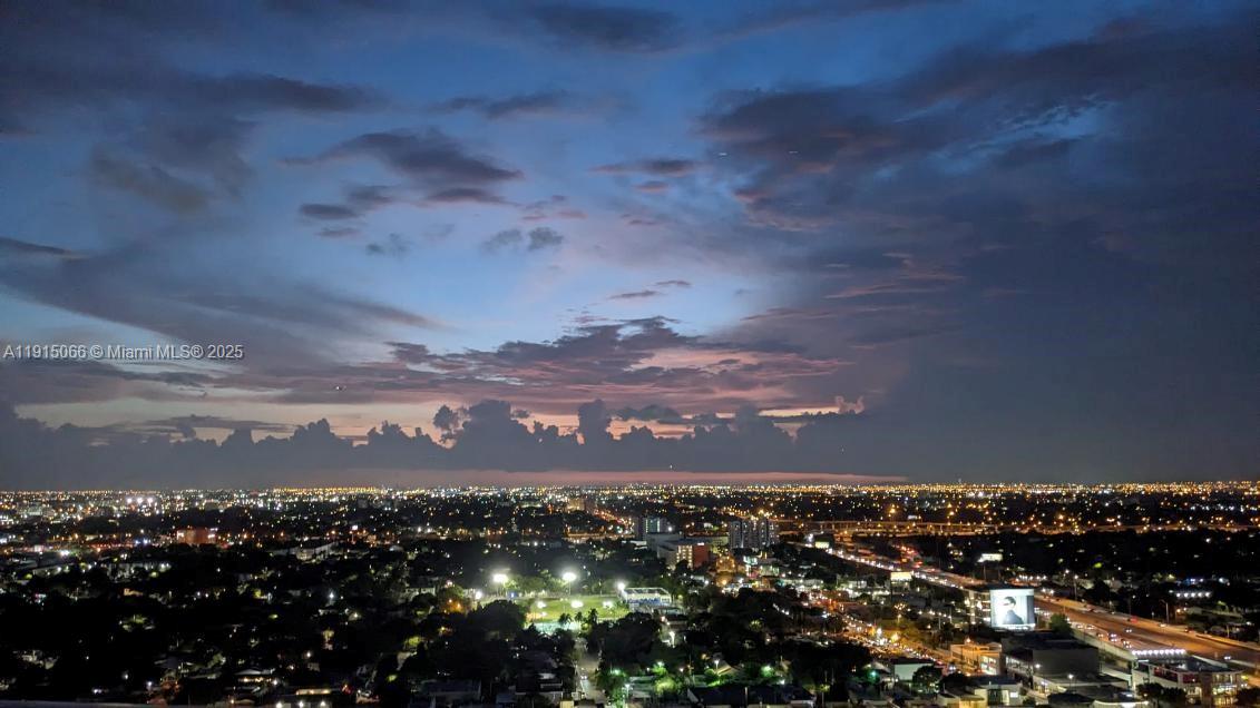 121 NE 34th St #2811 Miami, FL 33137