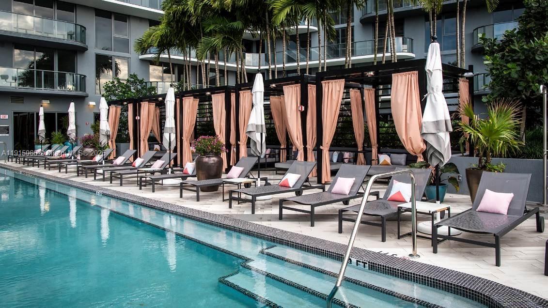 121 NE 34th St #2811 Miami, FL 33137