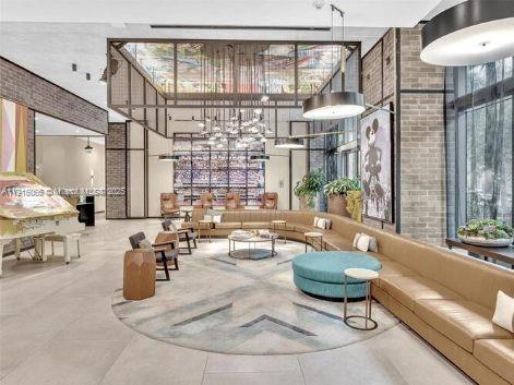 121 NE 34th St #2811 Miami, FL 33137