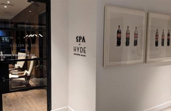 121 NE 34th St #2811 Miami, FL 33137