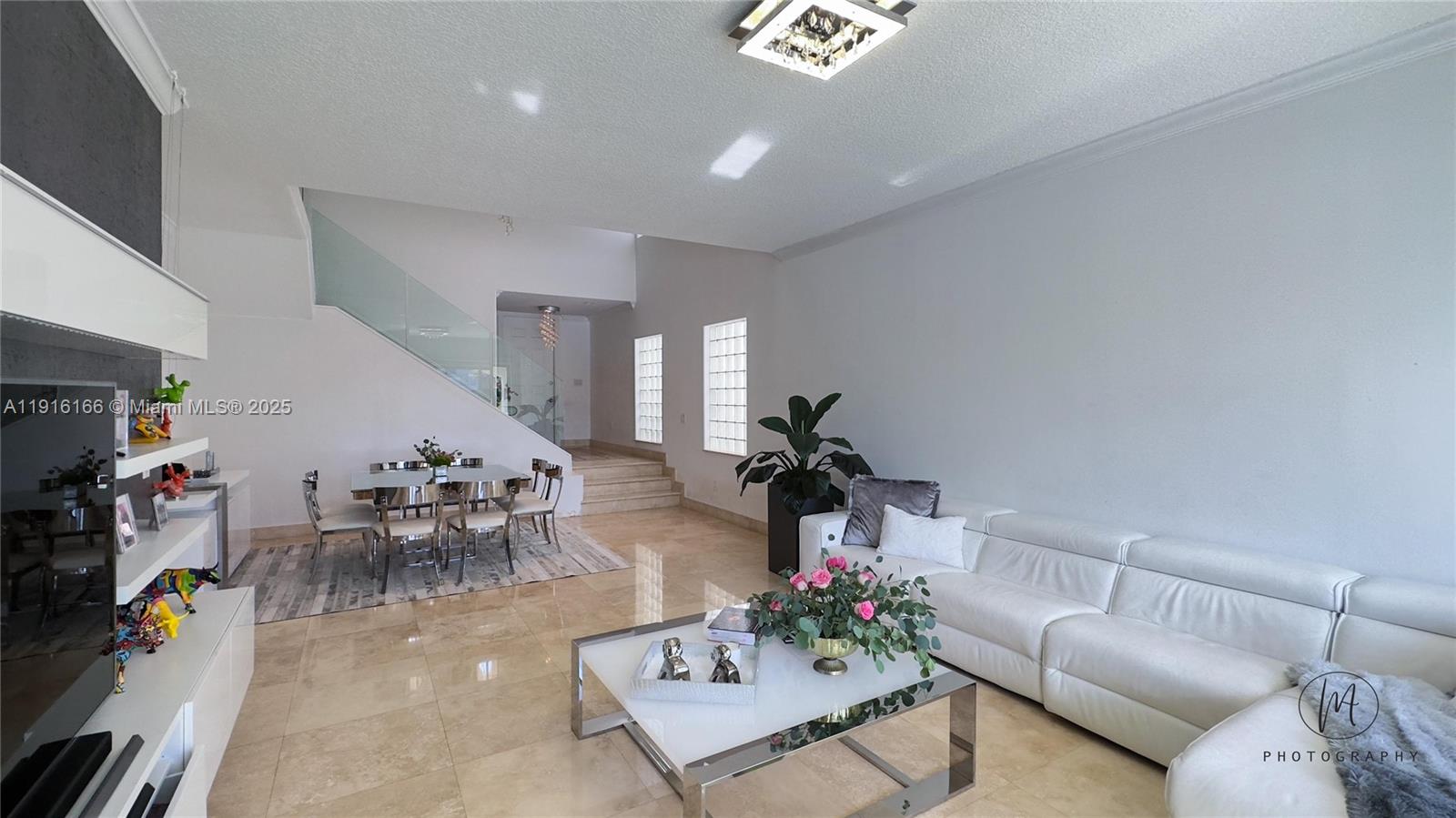 3024 NE 210th St Aventura, FL 33180