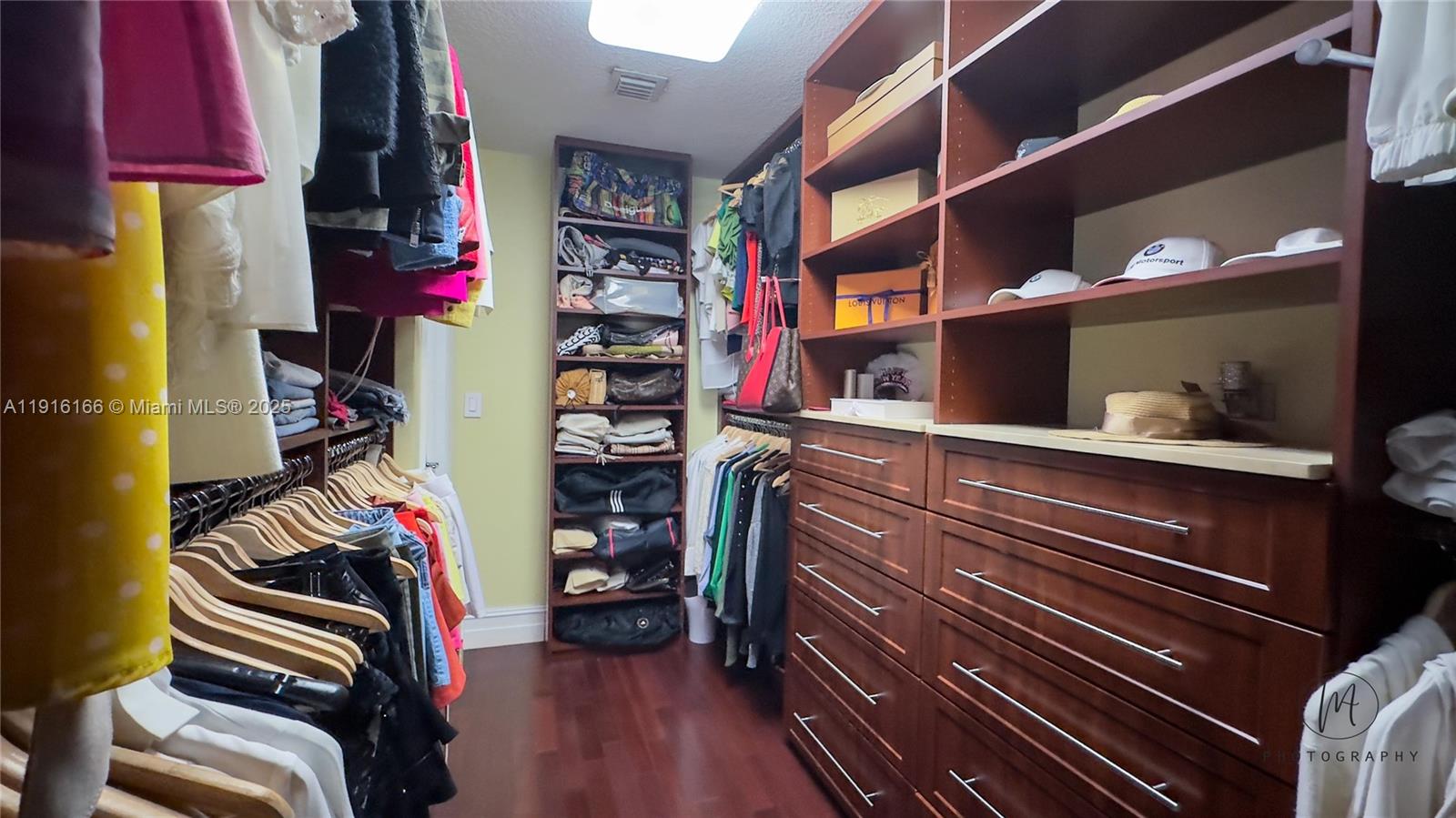 3024 NE 210th St Aventura, FL 33180