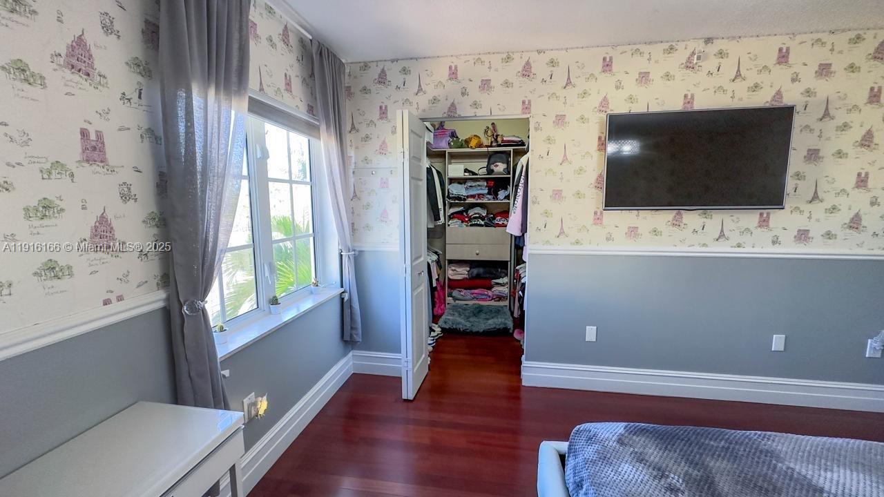 3024 NE 210th St Aventura, FL 33180