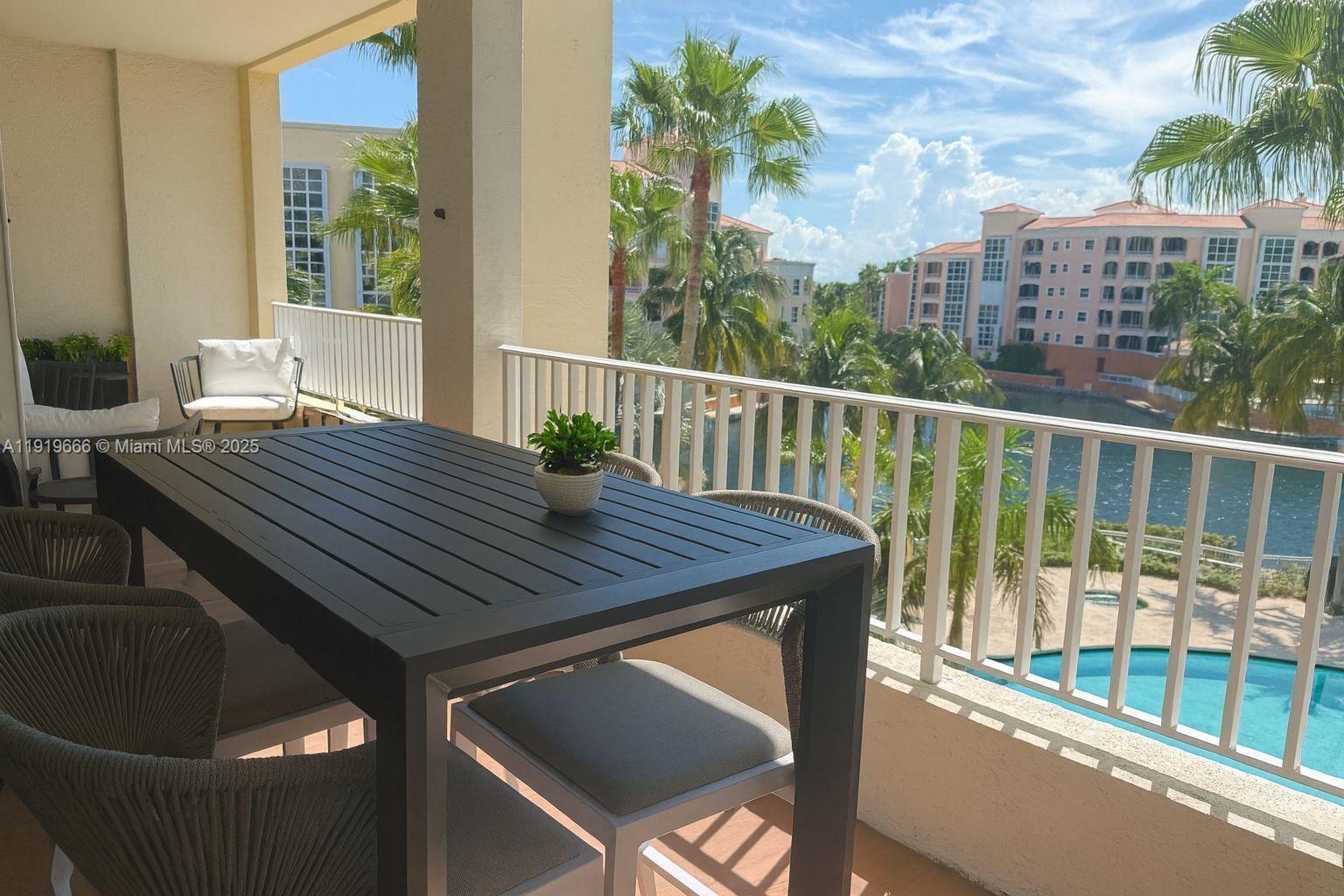 711 Crandon Blvd #401 Key Biscayne, FL 33149