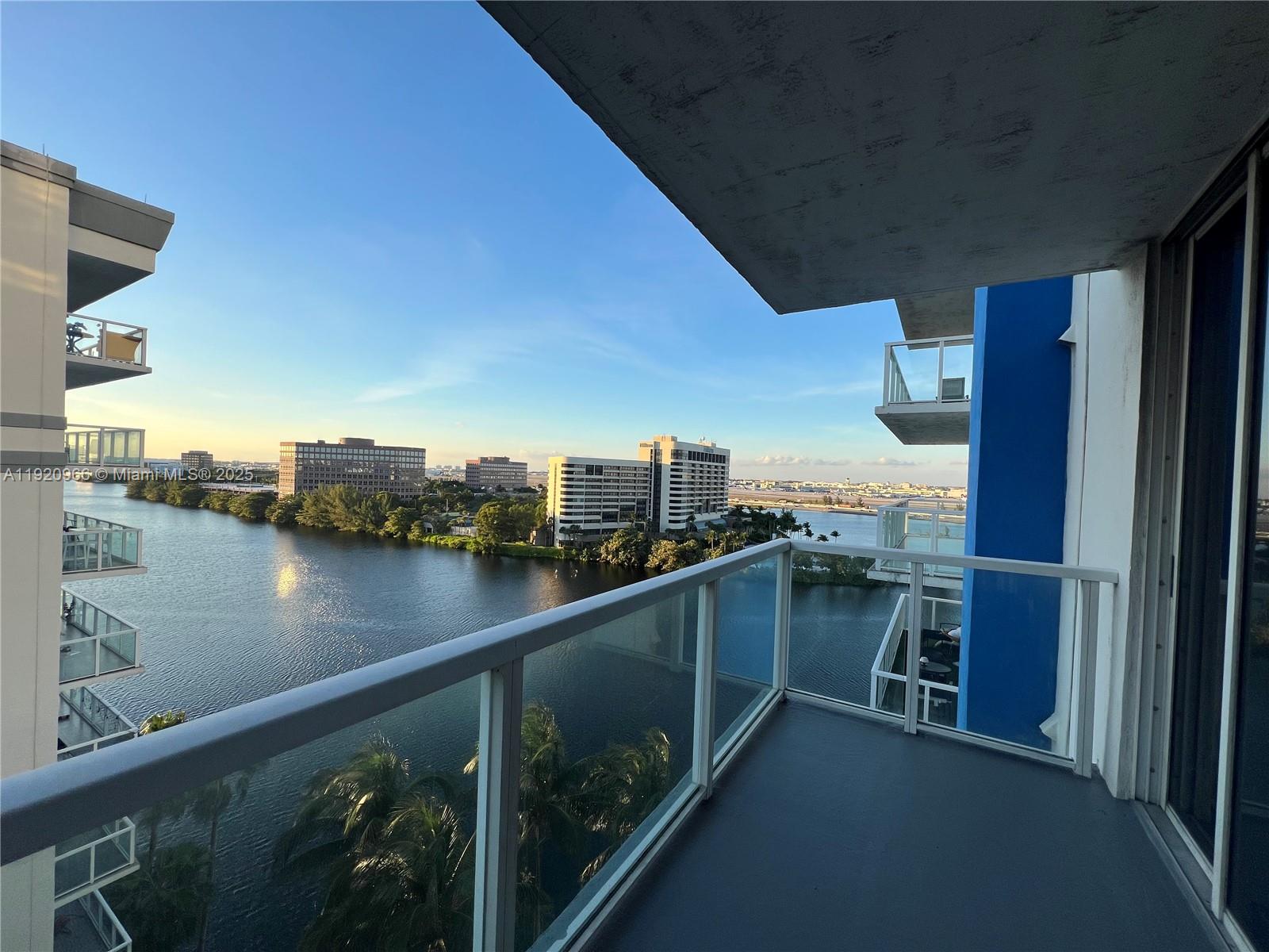 5085 NW 7th St #1103