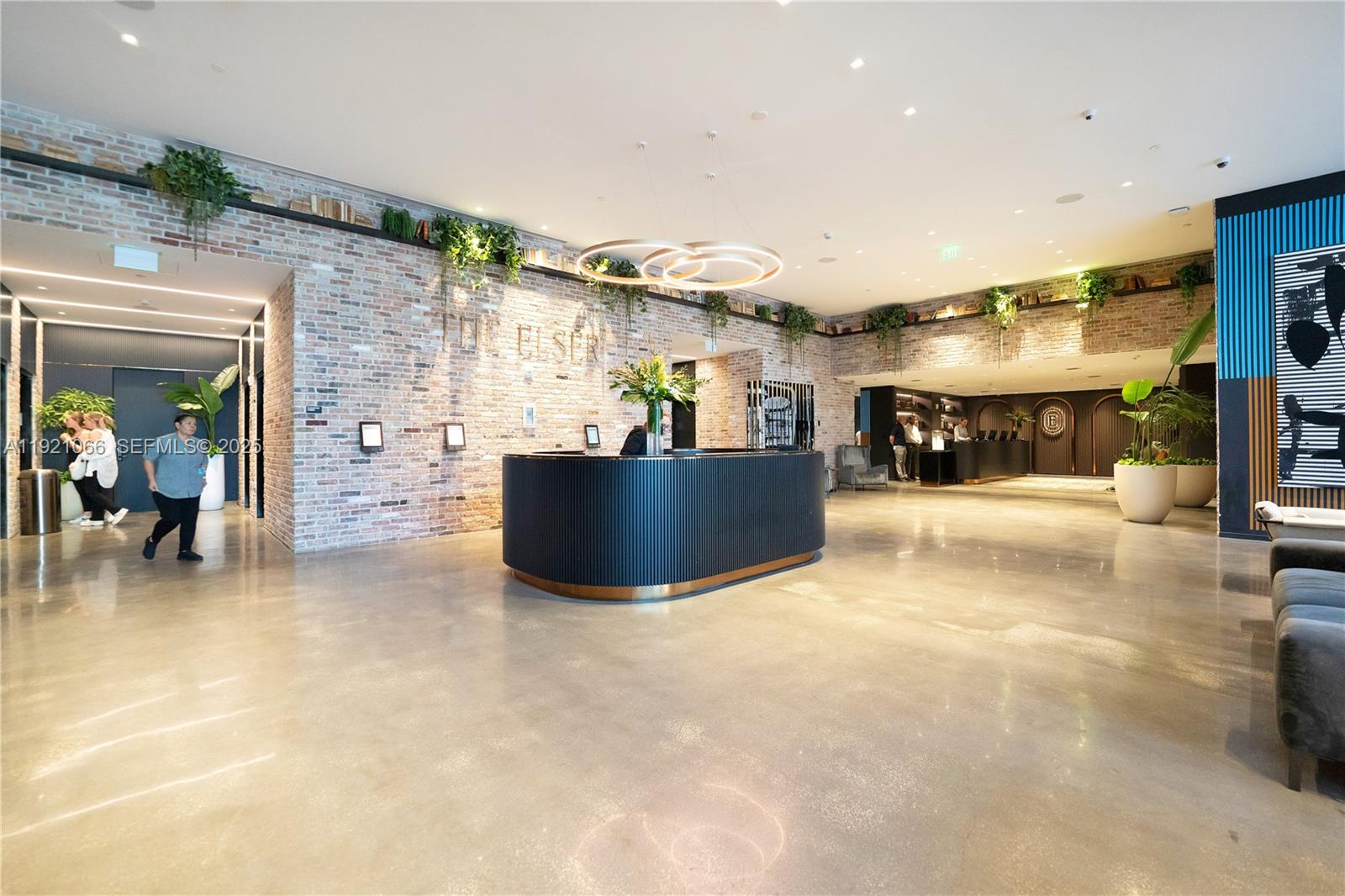 image The Elser Hotel - Miami24