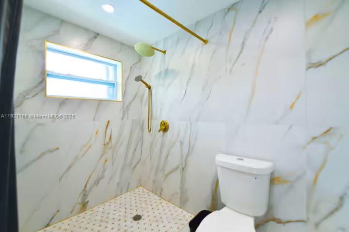 2443 Tortugas Ln Fort Lauderdale, FL 33312