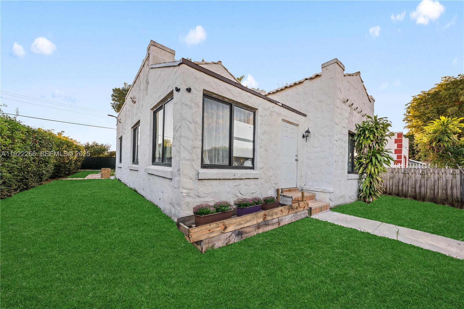 1910 NW 47th St Miami, FL 33142