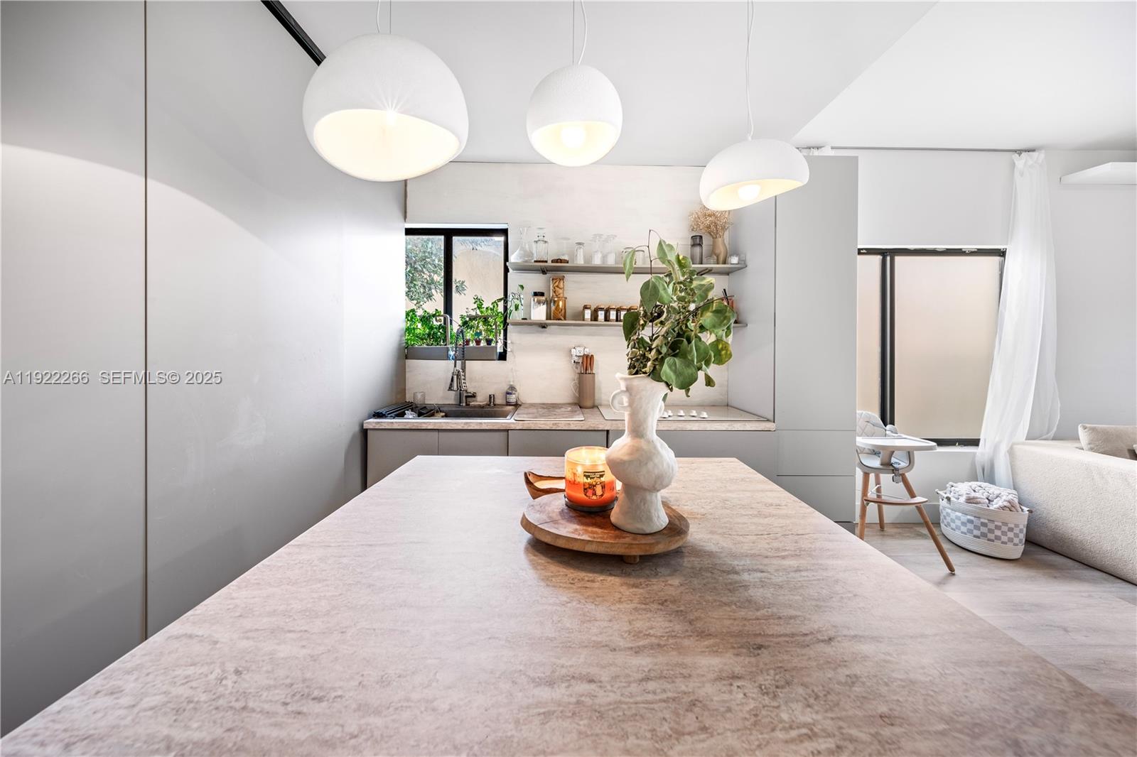 1910 NW 47th St Miami, FL 33142