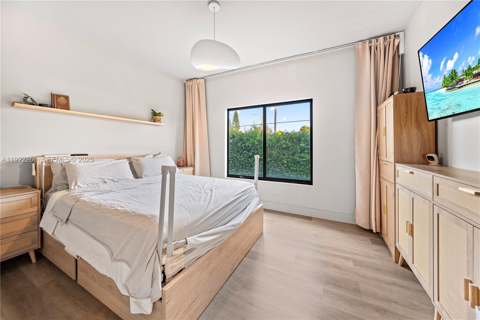 1910 NW 47th St Miami, FL 33142