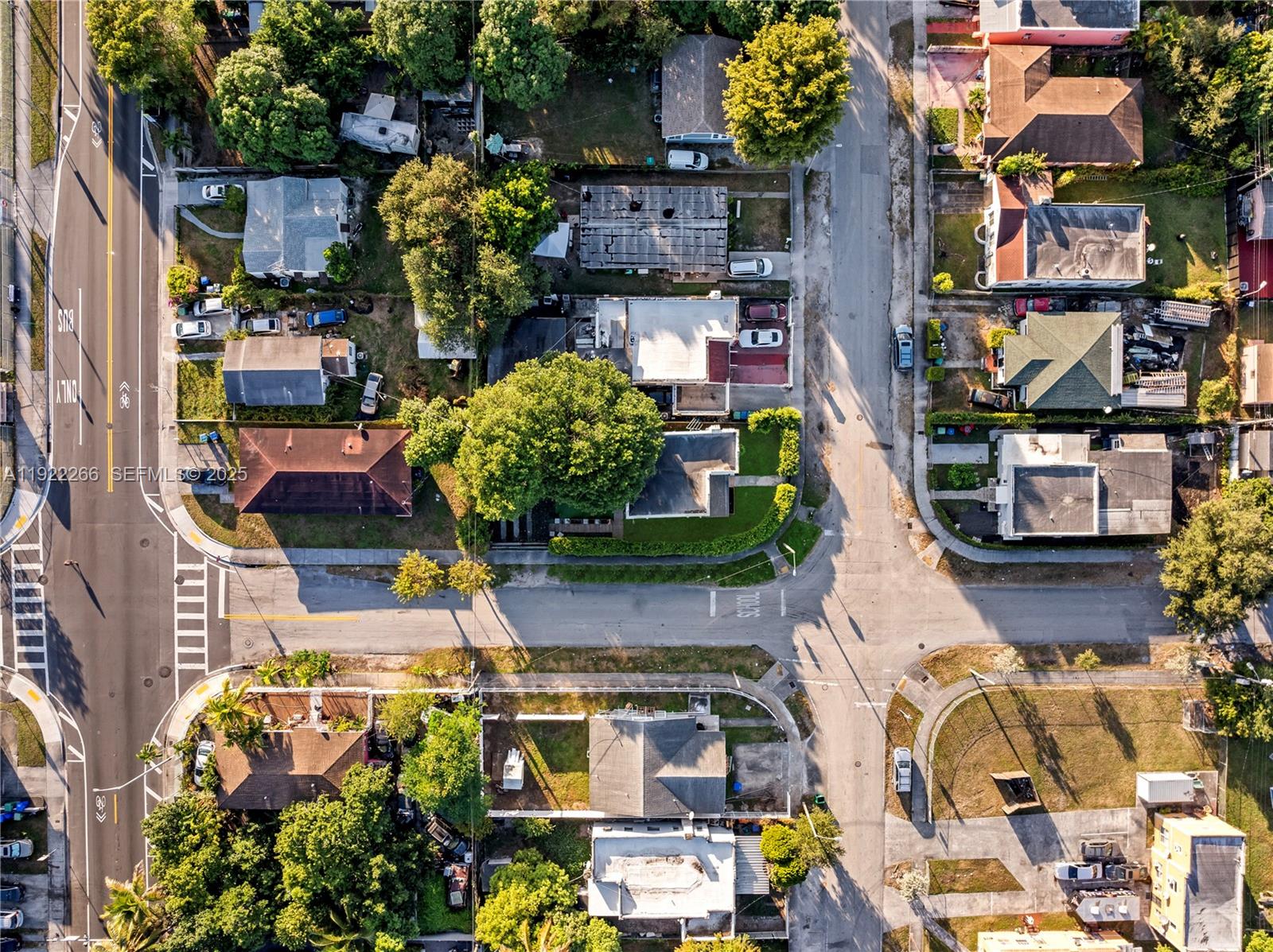 1910 NW 47th St Miami, FL 33142