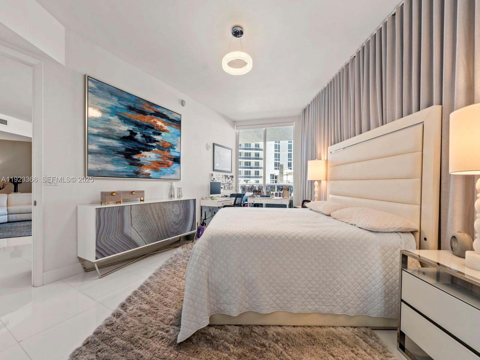 15901 Collins Ave #403 Sunny Isles Beach, FL 33160