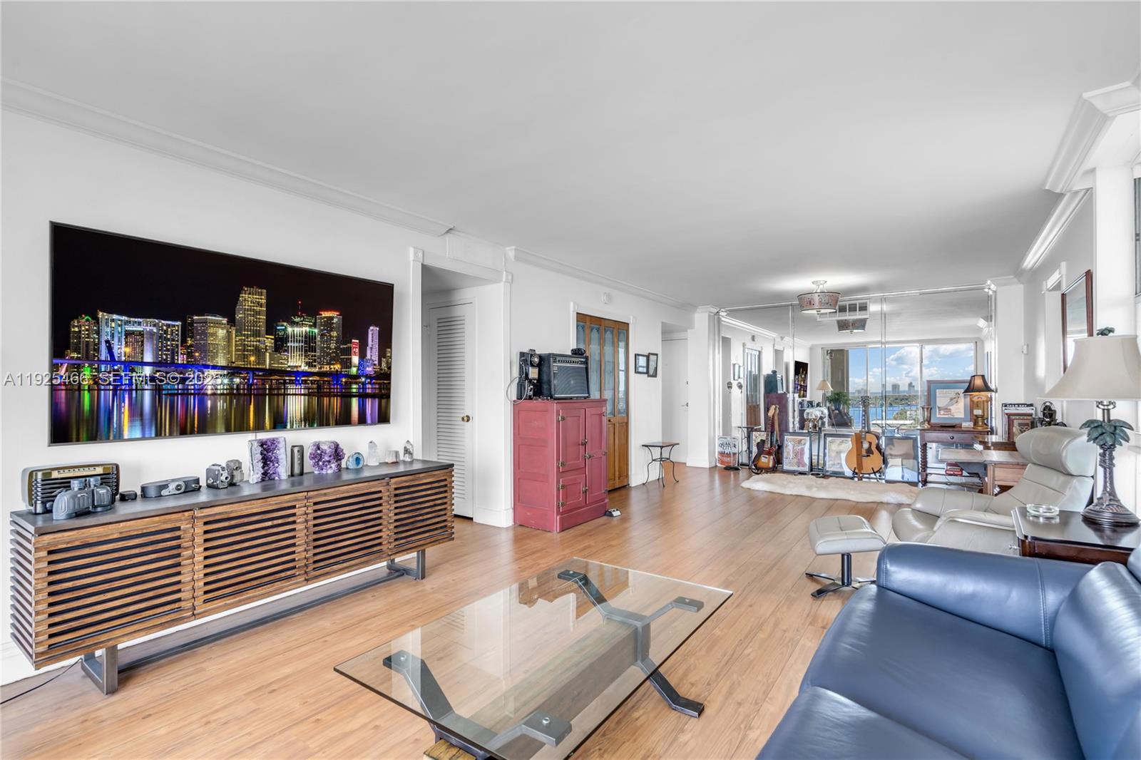 1865 79th St Cswy #PHI North Bay Village, FL 33141