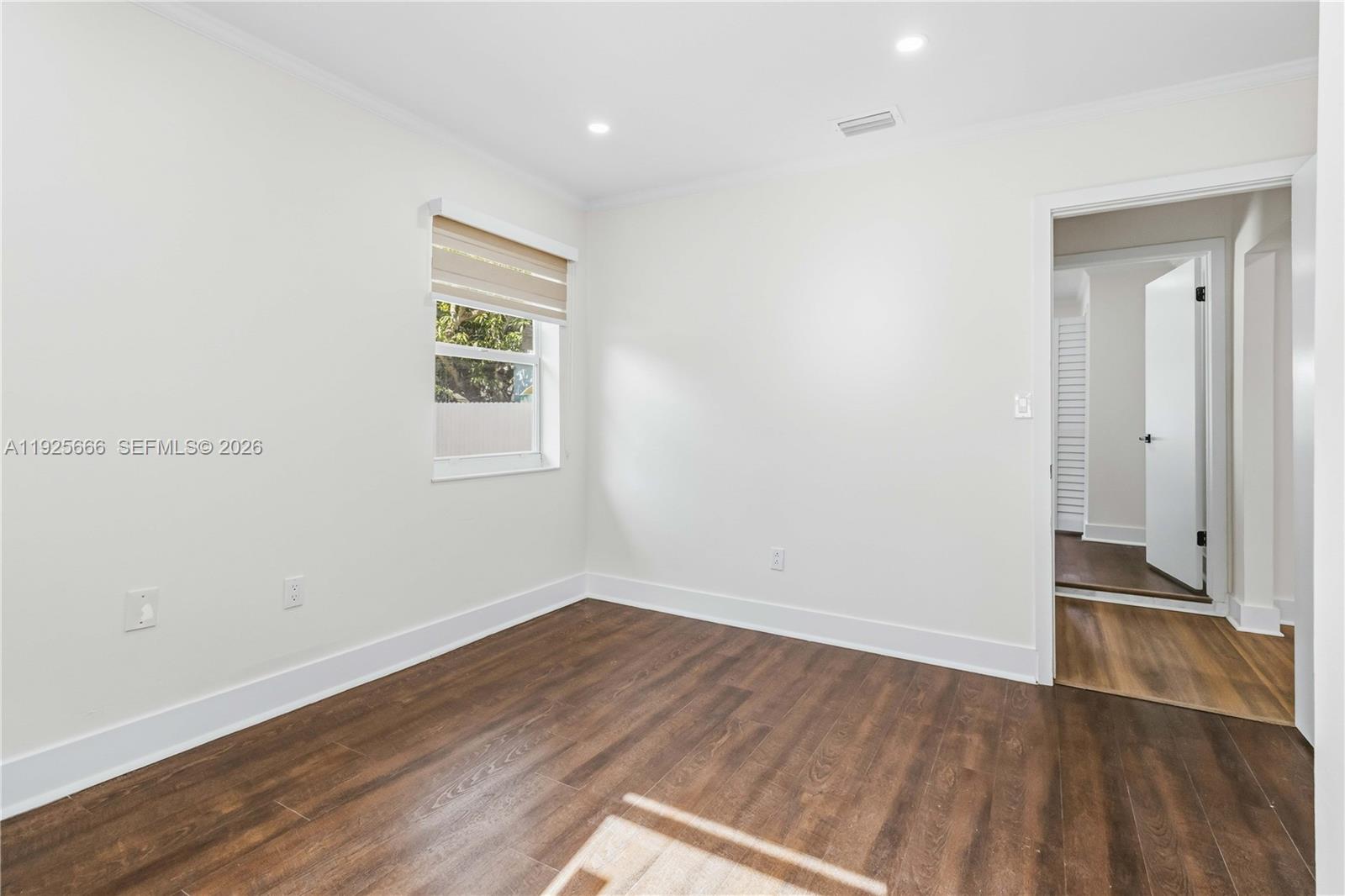 3240 SW 69th Ave #2 Miami, FL 33155