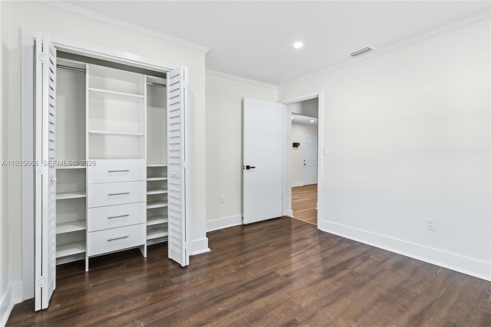 3240 SW 69th Ave #2 Miami, FL 33155