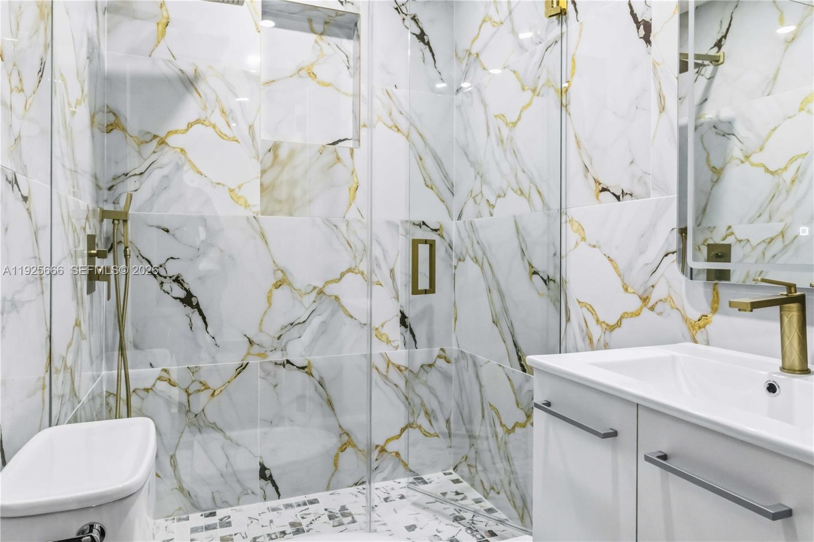 3240 SW 69th Ave #2 Miami, FL 33155