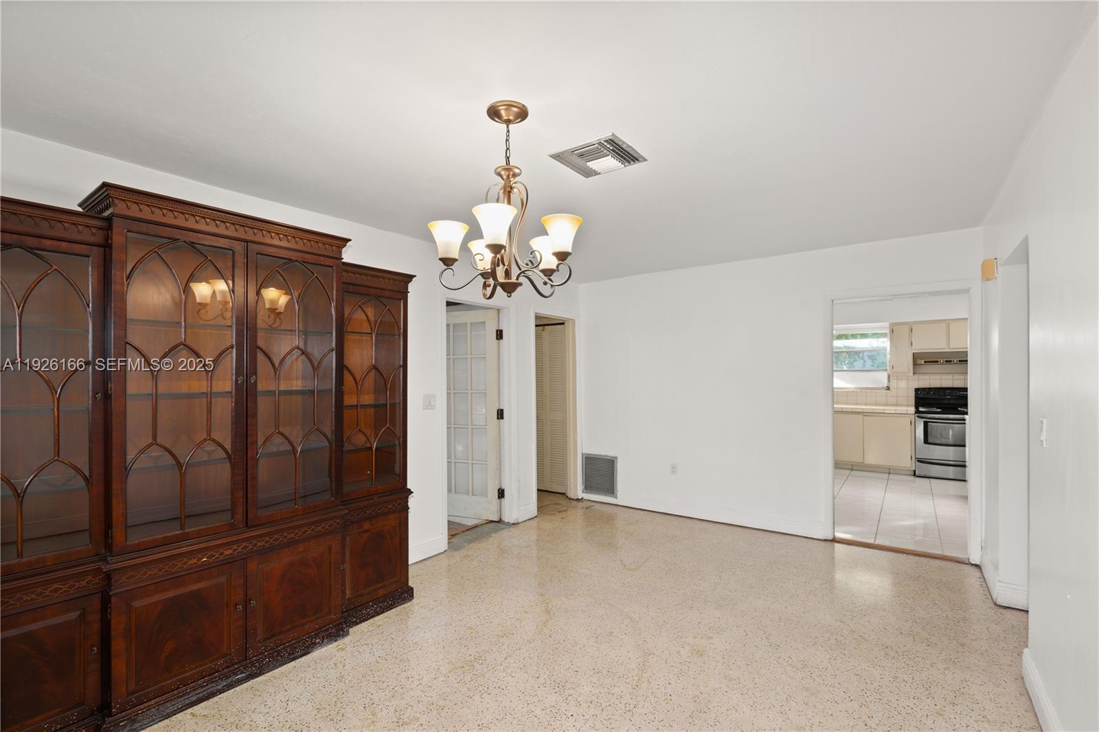 612 Minorca Ave Coral Gables, FL 33134