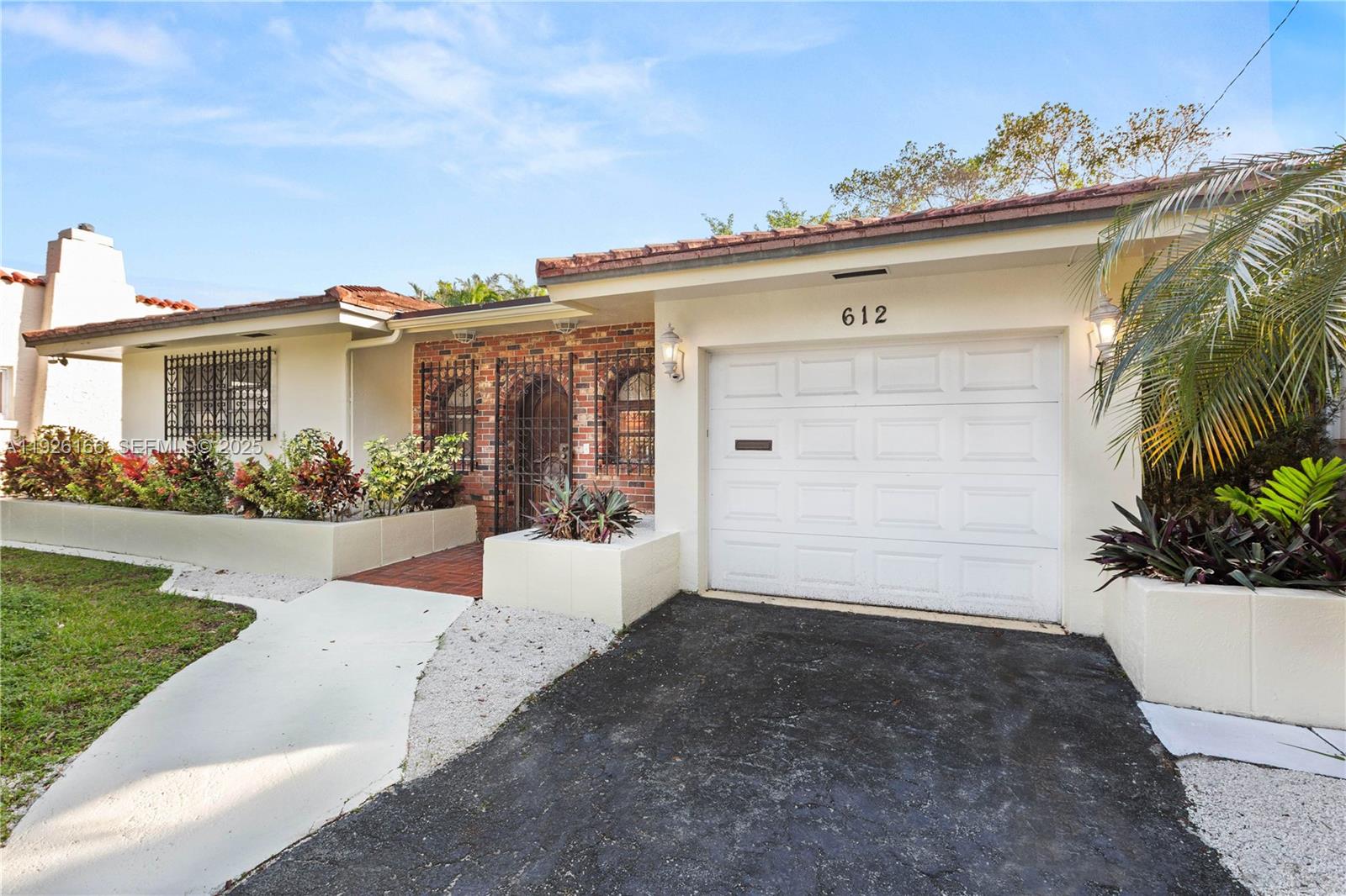 612 Minorca Ave Coral Gables, FL 33134