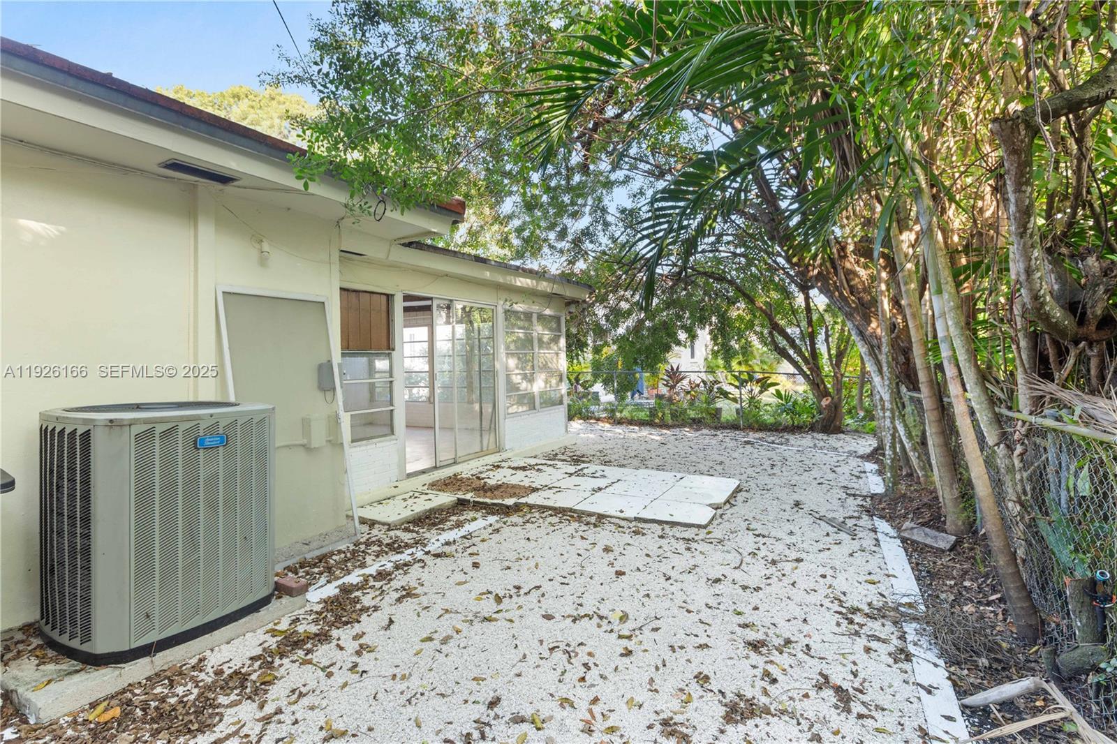 612 Minorca Ave Coral Gables, FL 33134