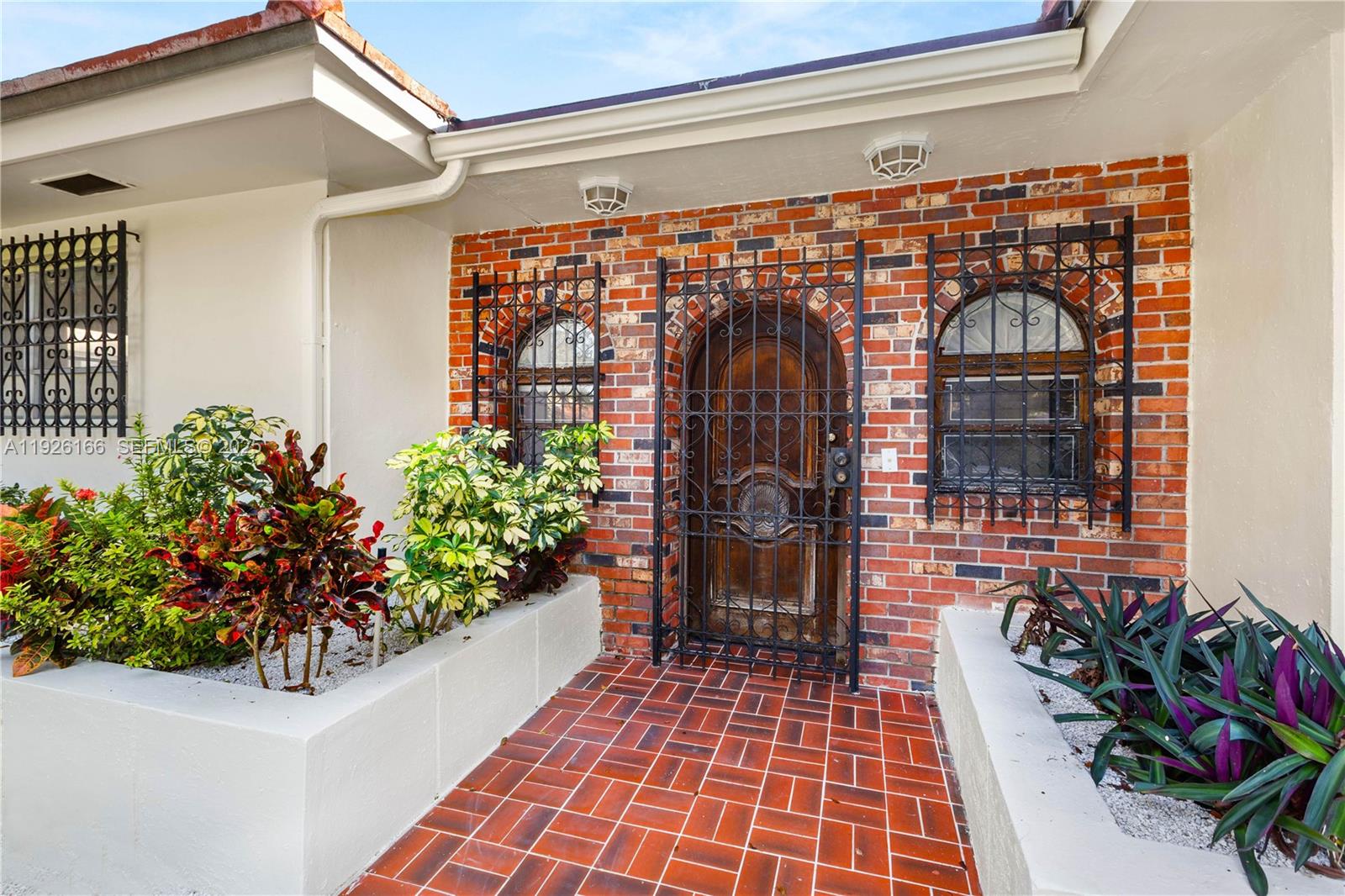 612 Minorca Ave Coral Gables, FL 33134