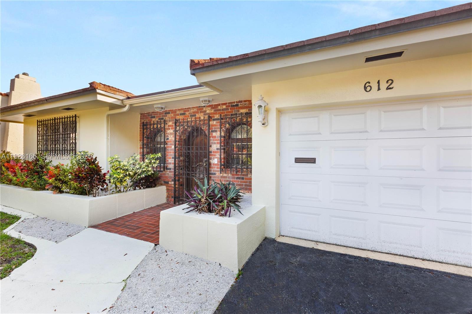 612 Minorca Ave Coral Gables, FL 33134