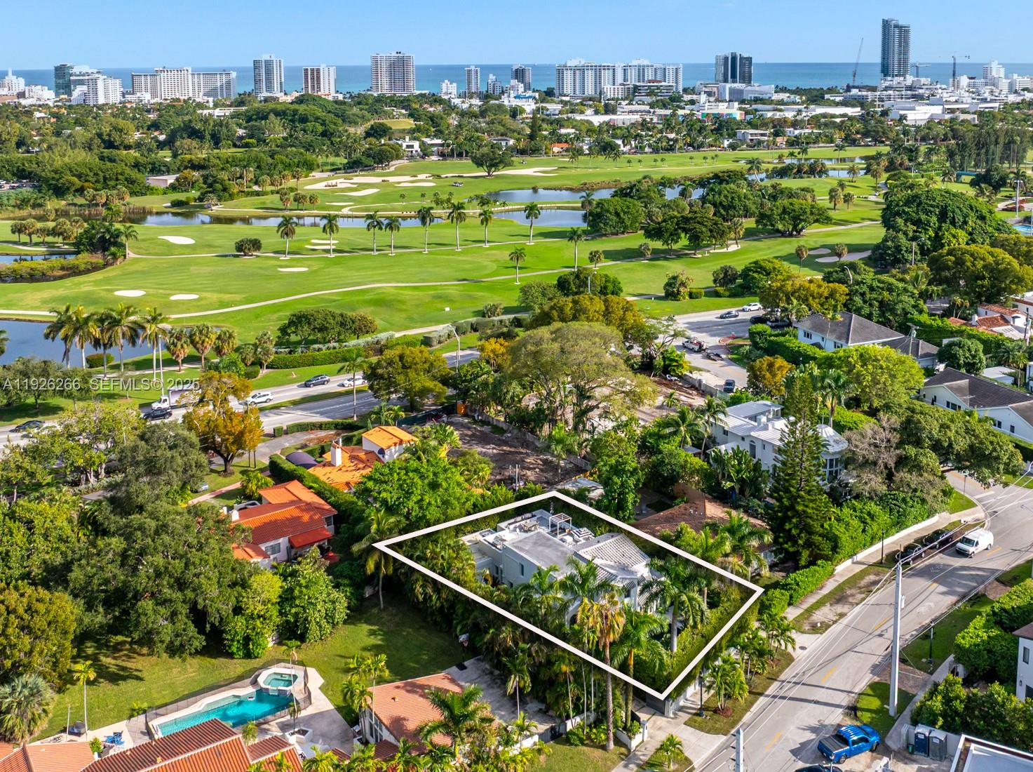 2729 N Bay Rd Miami Beach, FL 33140