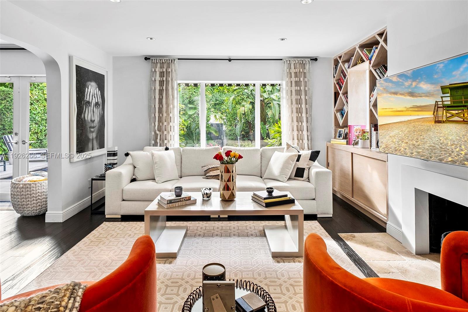 2729 N Bay Rd Miami Beach, FL 33140