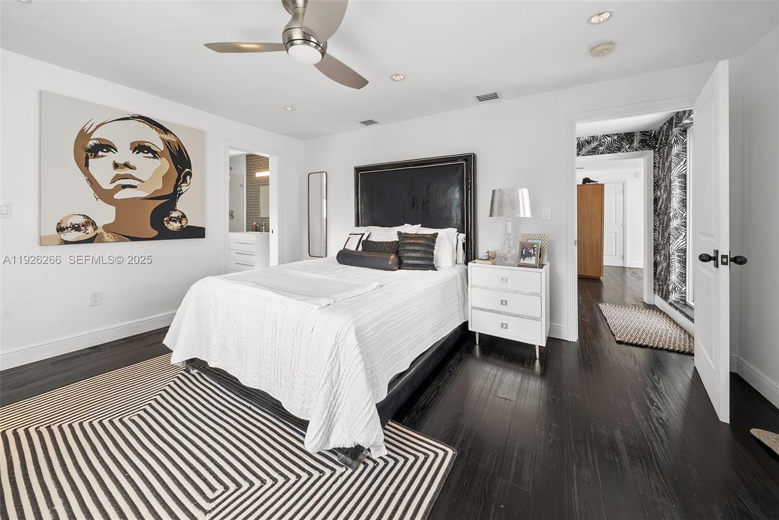 2729 N Bay Rd Miami Beach, FL 33140