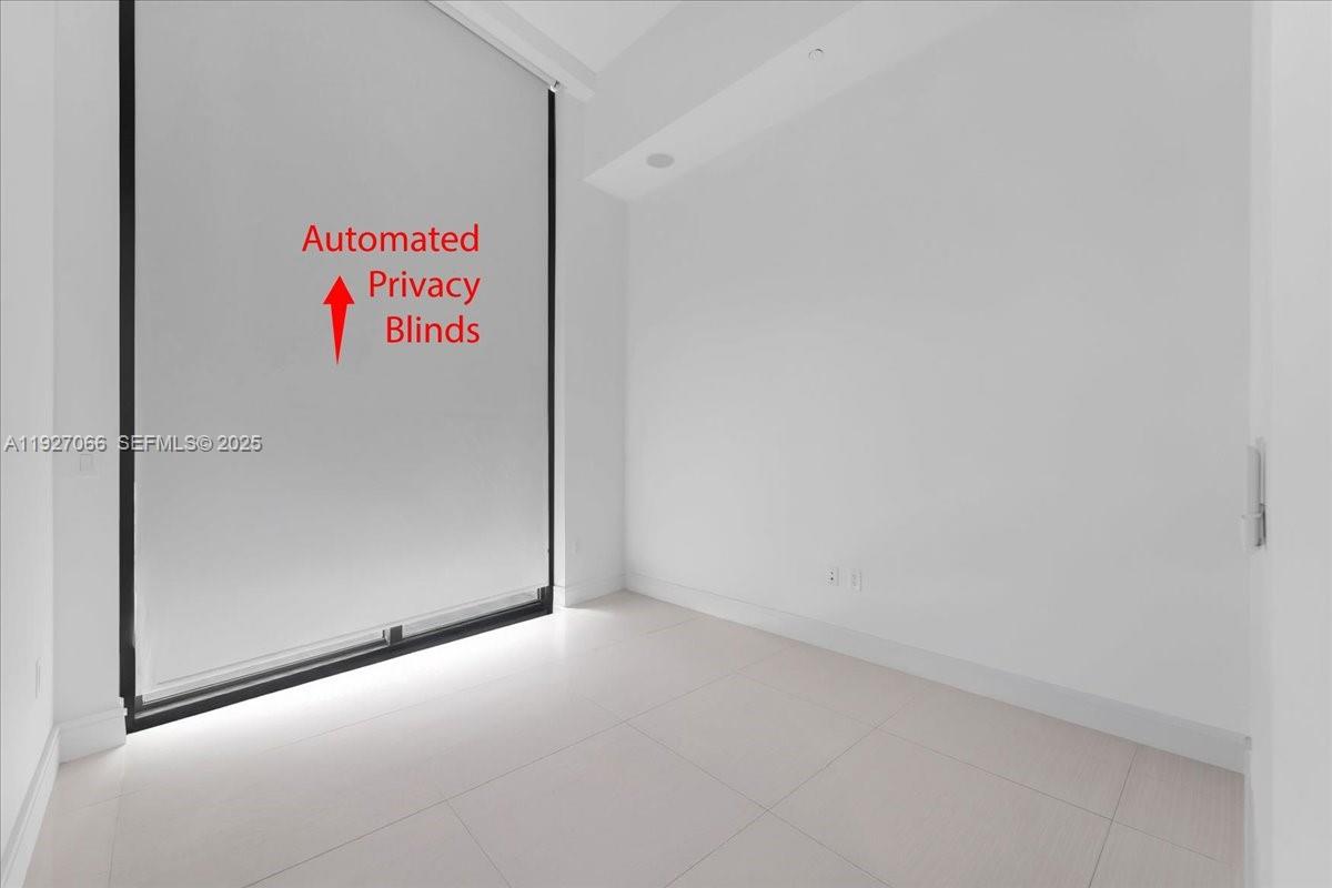 3250 NE 188th St #103 Aventura, FL 33180