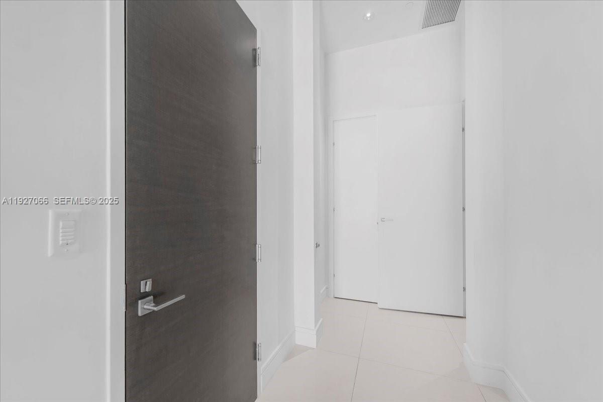 3250 NE 188th St #103 Aventura, FL 33180