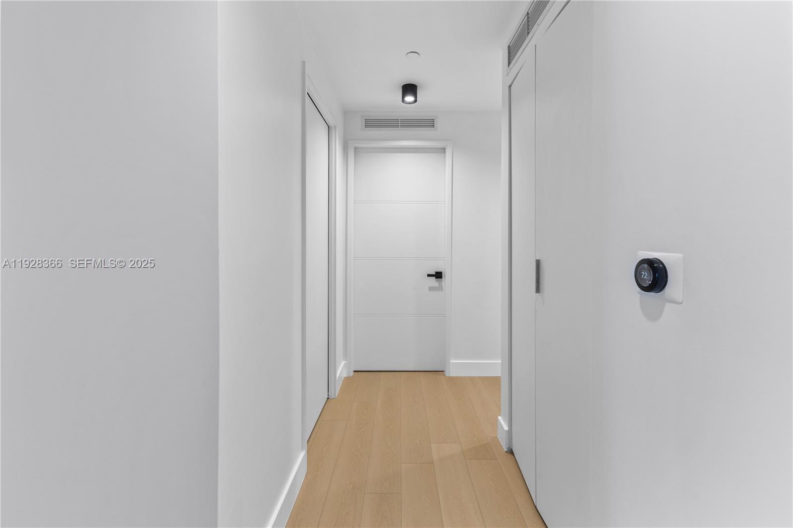 700 NE 24th St #2905 Miami, FL 33137