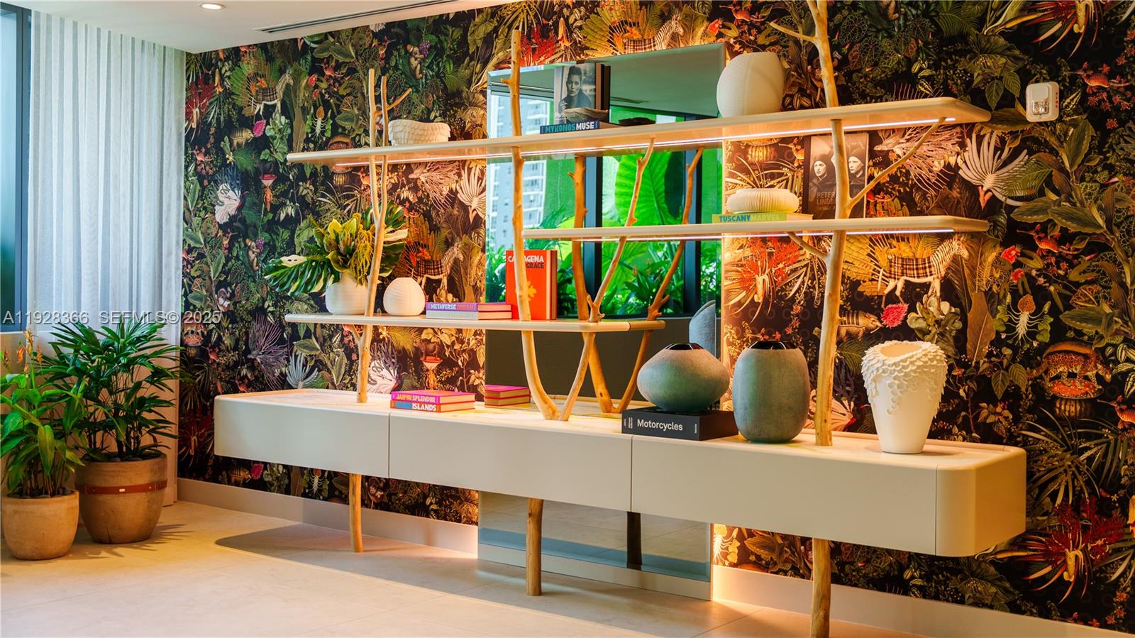 700 NE 24th St #2905 Miami, FL 33137