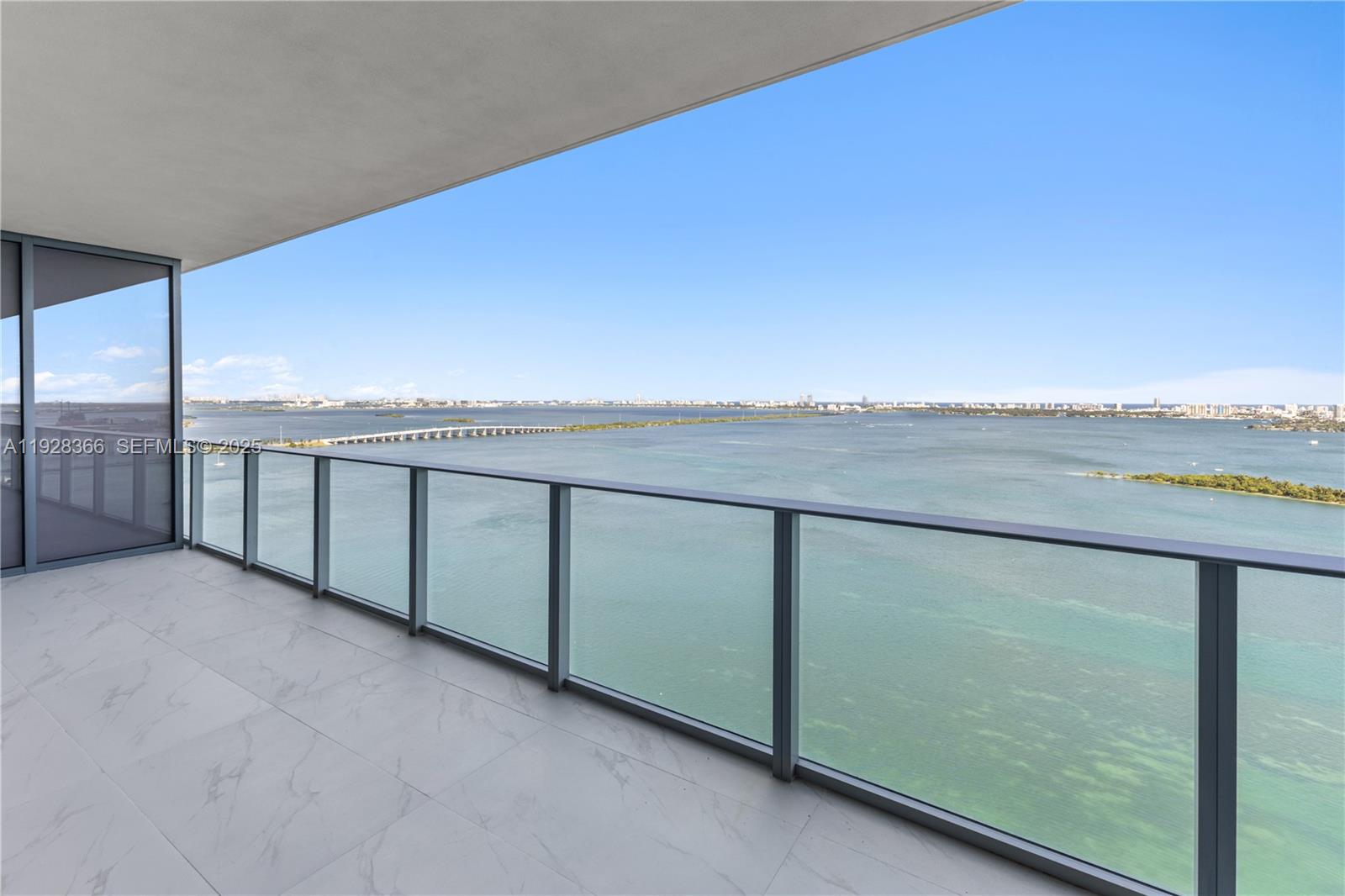 700 NE 24th St #2905 Miami, FL 33137