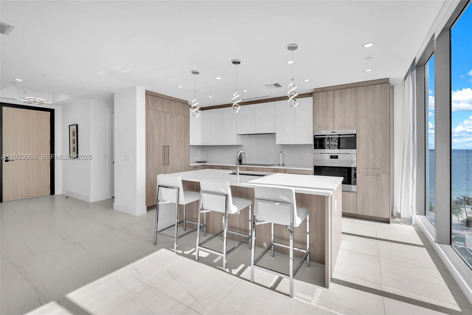 151 N Seabreeze Blvd #702 Fort Lauderdale, FL 33304