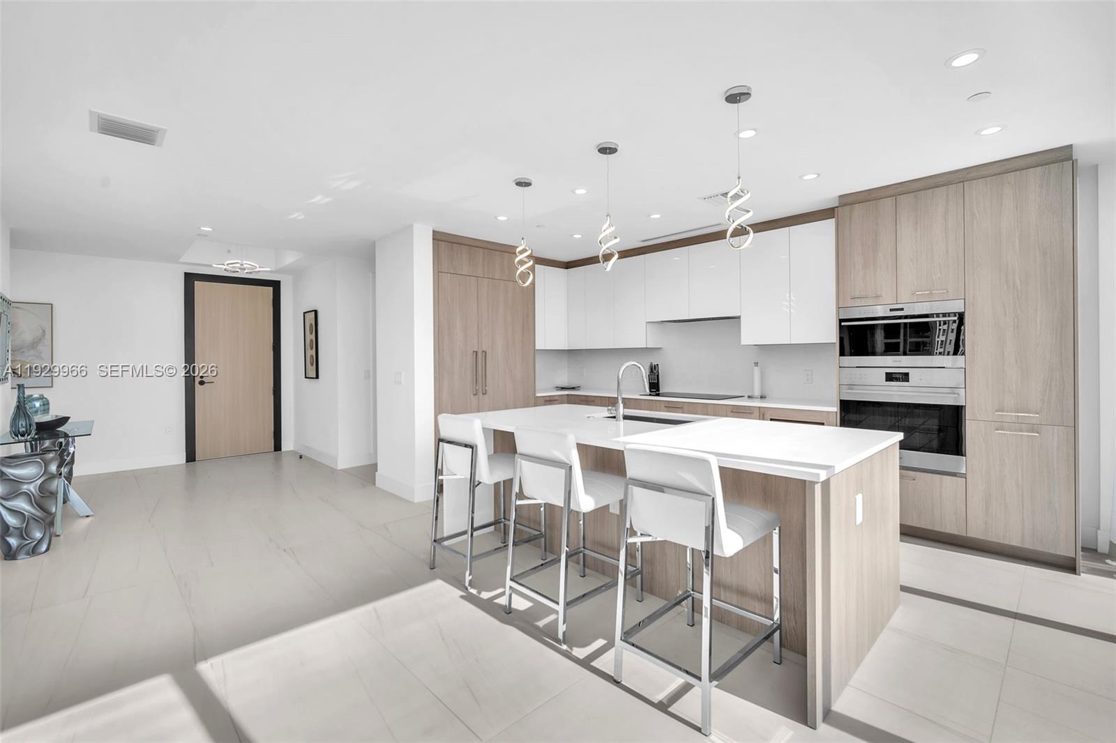 151 N Seabreeze Blvd #702 Fort Lauderdale, FL 33304