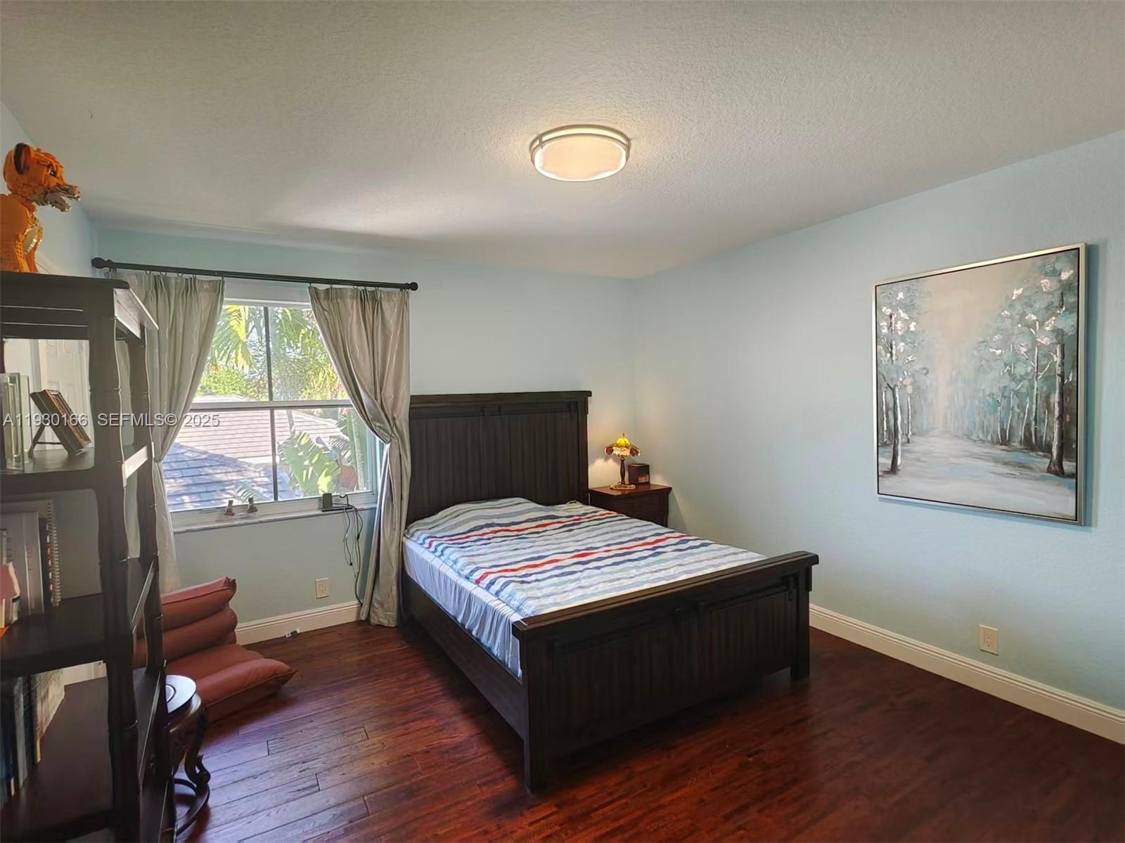 1035 Waterside Cir Weston, FL 33327