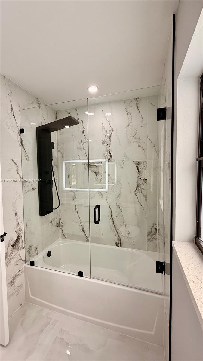 3513 2nd St Sw Lehigh Acres, FL 33976