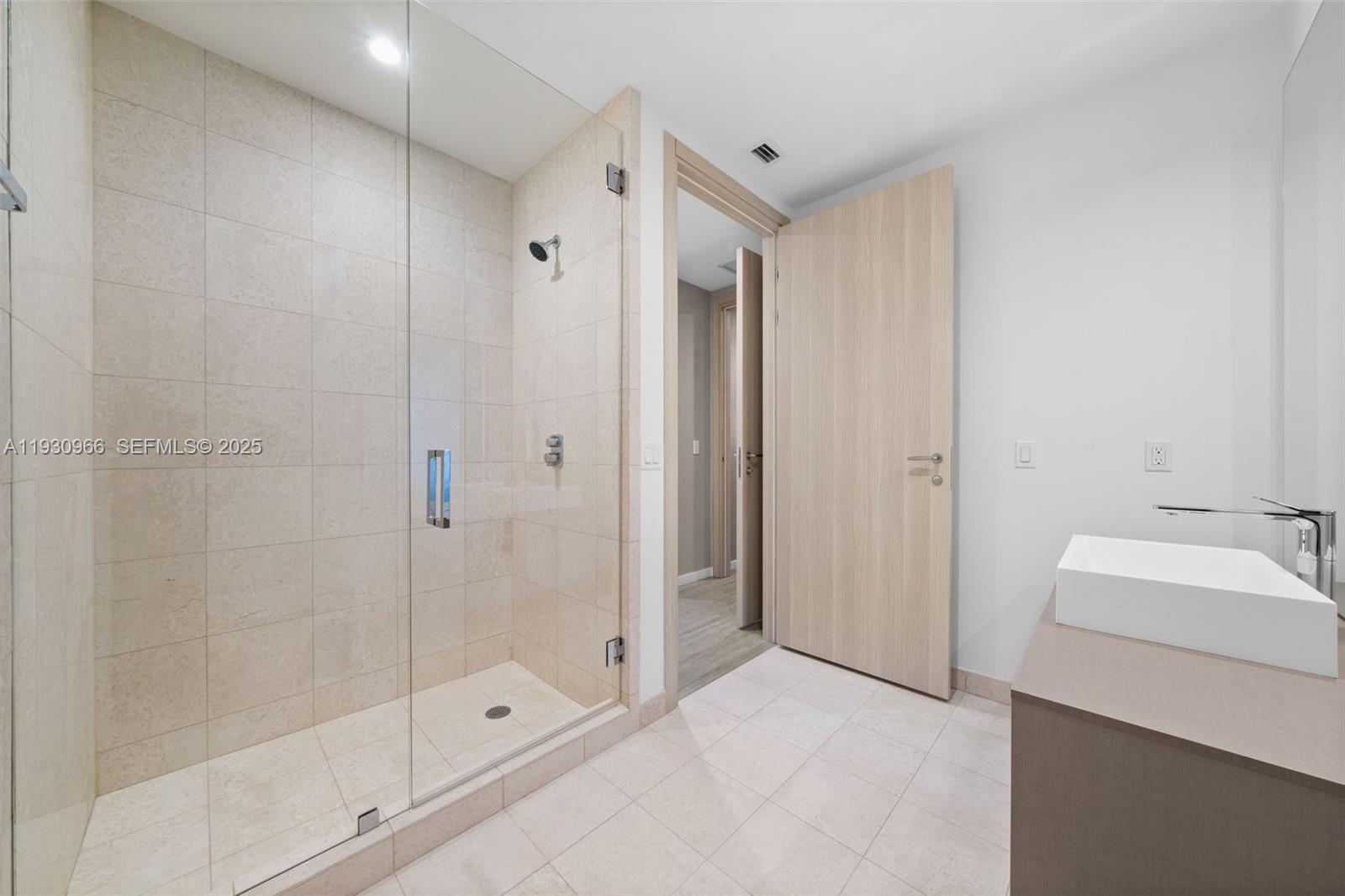 image Brickell Flatiron13