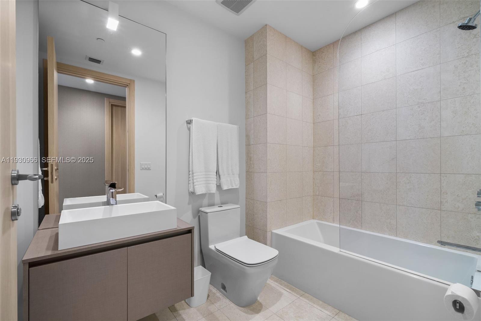 image Brickell Flatiron15