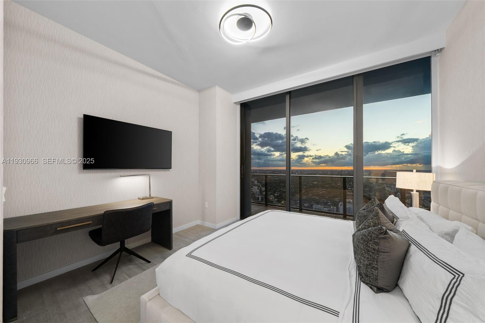 image Brickell Flatiron16