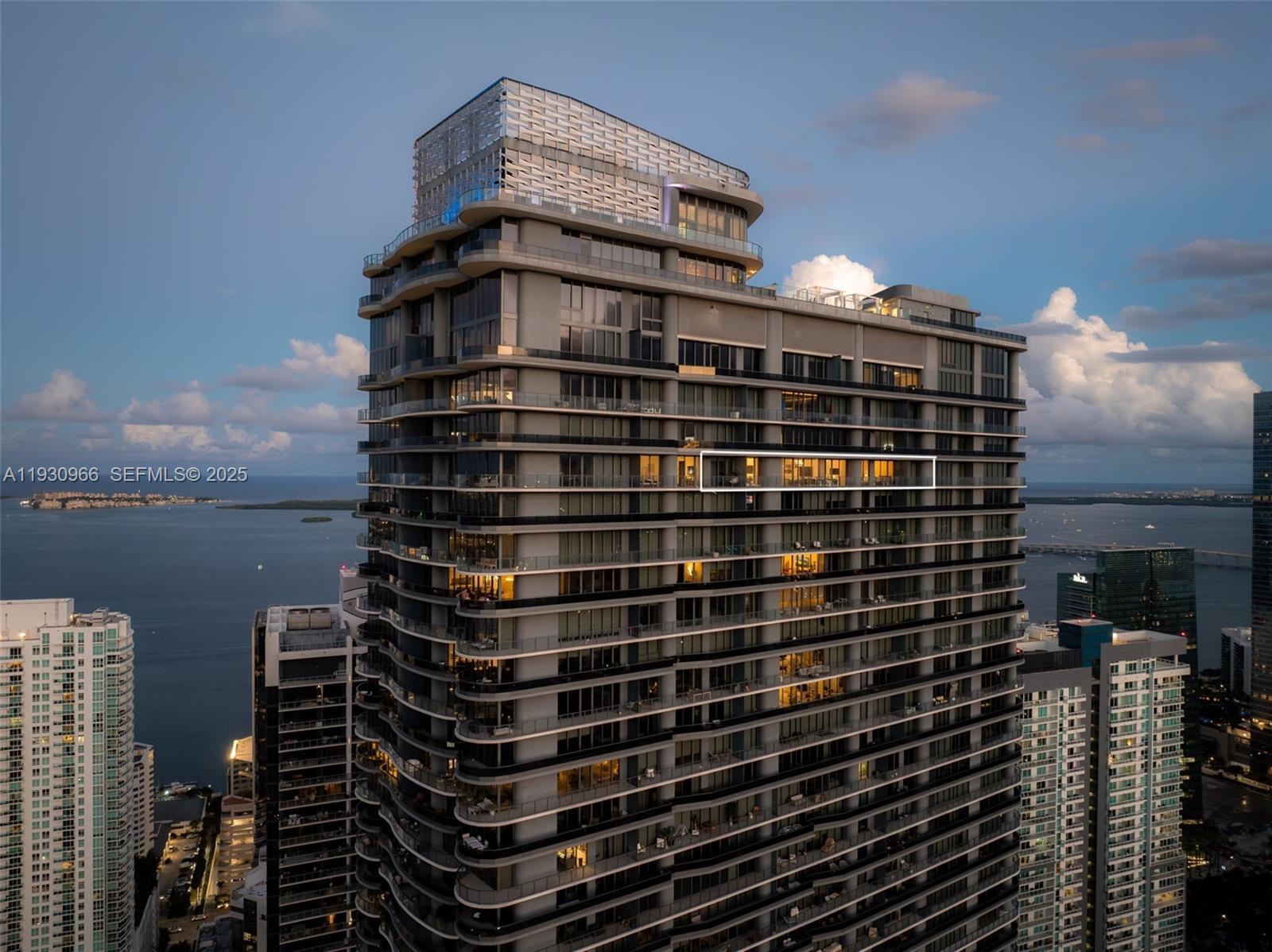 image Brickell Flatiron22