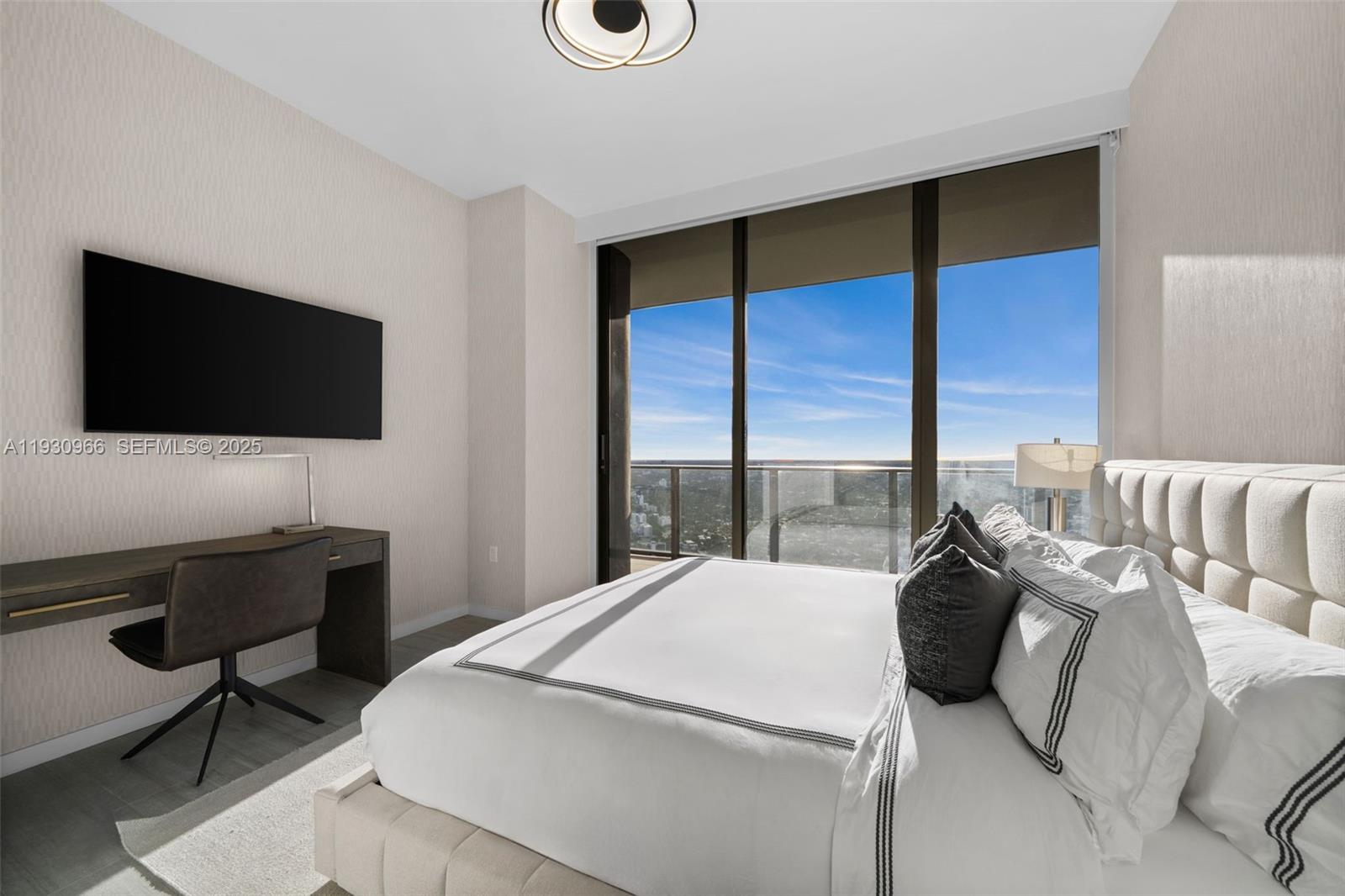 image Brickell Flatiron45