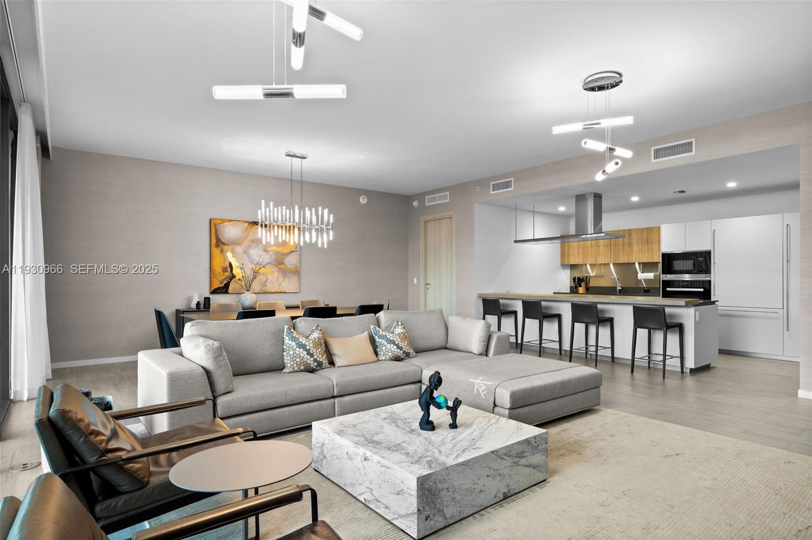 image Brickell Flatiron56