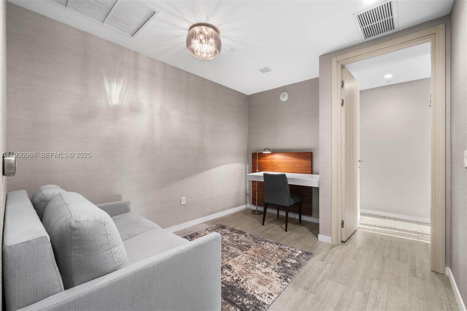 image Brickell Flatiron7