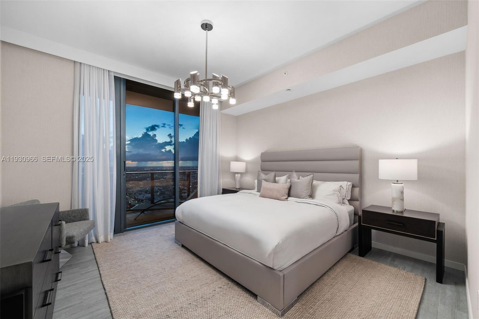 image Brickell Flatiron8