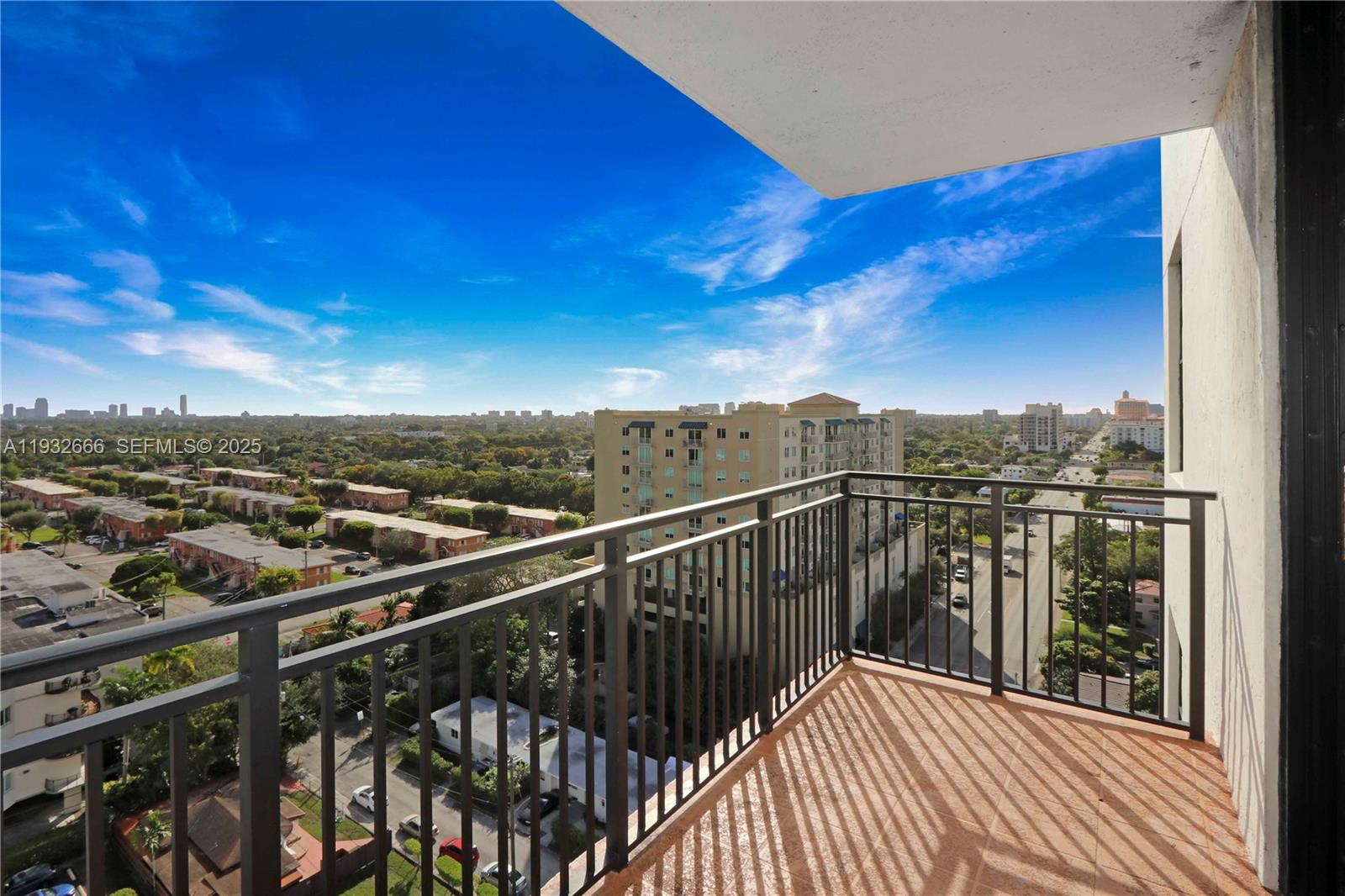 888 S Douglas Rd #1203 Coral Gables, FL 33134