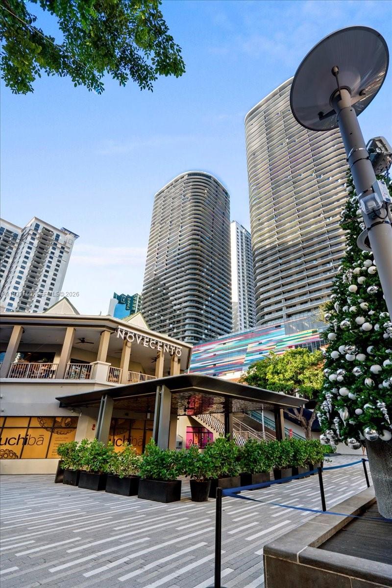 image Brickell Heights East16