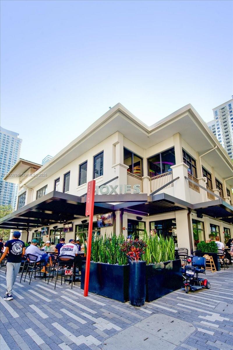 image Brickell Heights East17